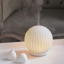 Electric scented mist diffuser ribbed