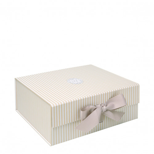 Gift Box - Medium Size - 23.5 x 20.5 cm