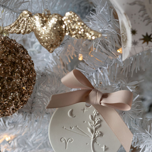 Estuche de 3 corazones ex-voto dorados brillantes de cristal