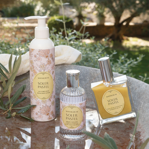 Brume parfumée corps et cheveux 75 ml - Soleil Pastel Brume parfumée corps et cheveux 75 ml - Soleil Pastel