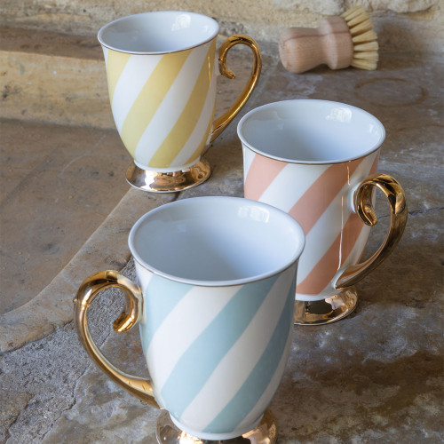 Madame de Récamier Mug with Pastel Stripes - Yellow