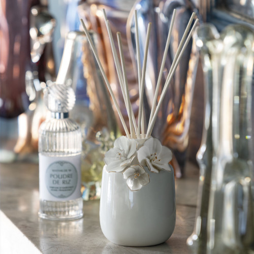 Amour de Fleurs home fragrance diffuser 200 ml - Fruits des Bois Amour de Fleurs home fragrance diffuser 200 ml - Fruits des Bois